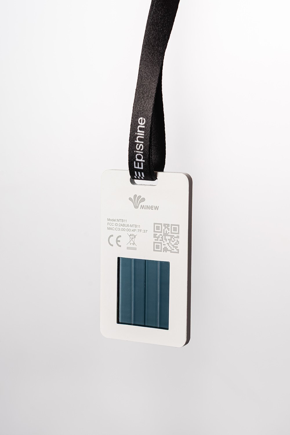 Minew Asset Tracker powered by Epishine indoor solar cell